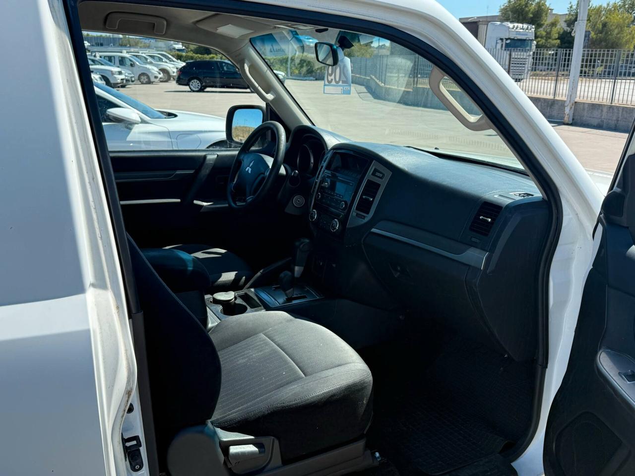 Mitsubishi Pajero 3.2 DI-D 16V aut. 3p. Instyle DPF
