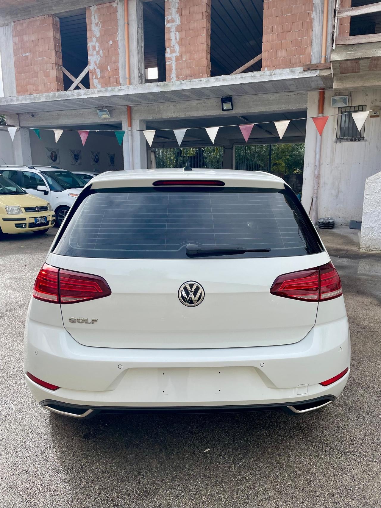 VOLKSWAGEN GOLF 7.5 1.6 TDI 90 CV SPORT DAL NORD ITALIA ADATTA PER NEOPATENTATI