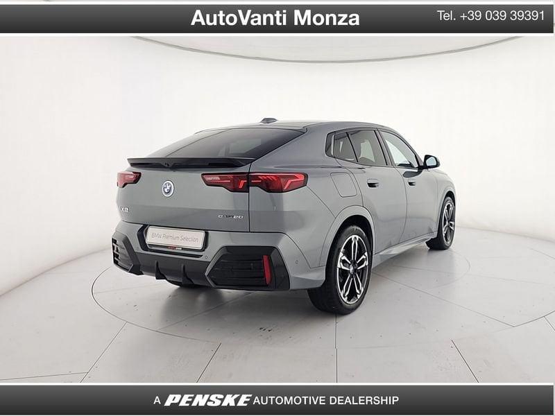 BMW iX2 eDrive 20 M Sport