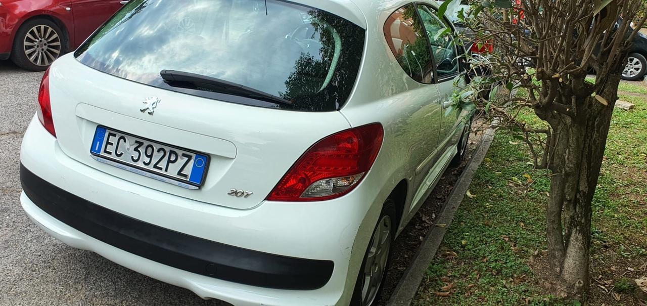 Peugeot 207 1.4 HDi 70CV FAP 3p. XS