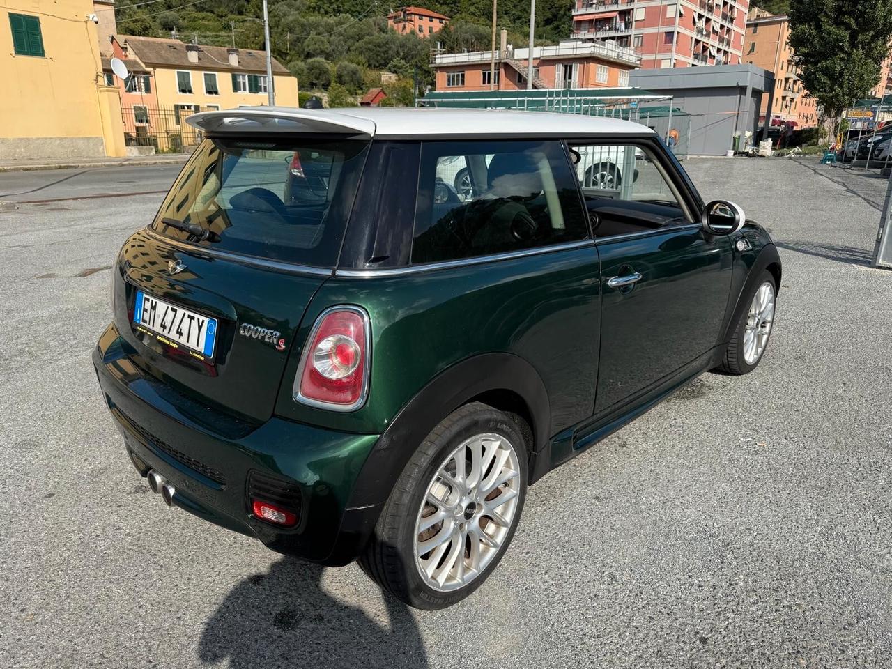 Mini Cooper S Coupe 1.6 John Works Coupé