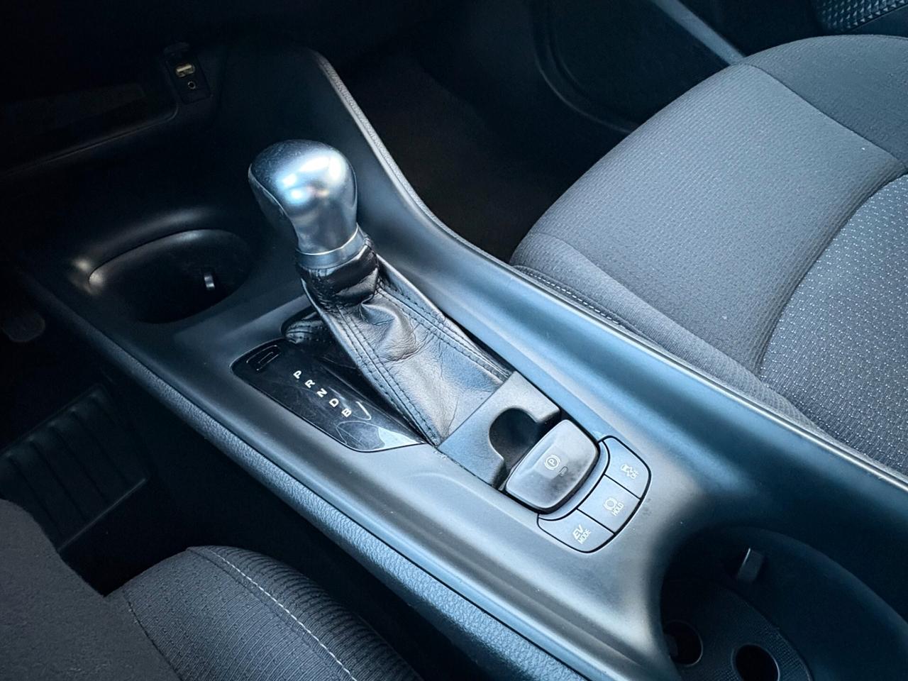 Toyota C-HR 1.8 Hybrid E-CVT Active