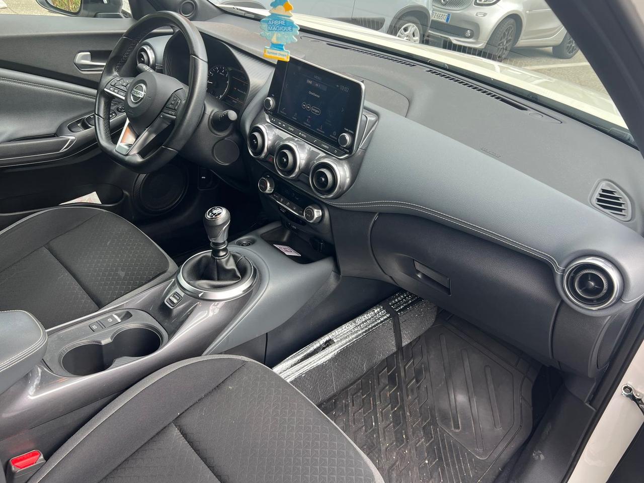 Nissan Juke 1.0 DIG-T 114 #11774