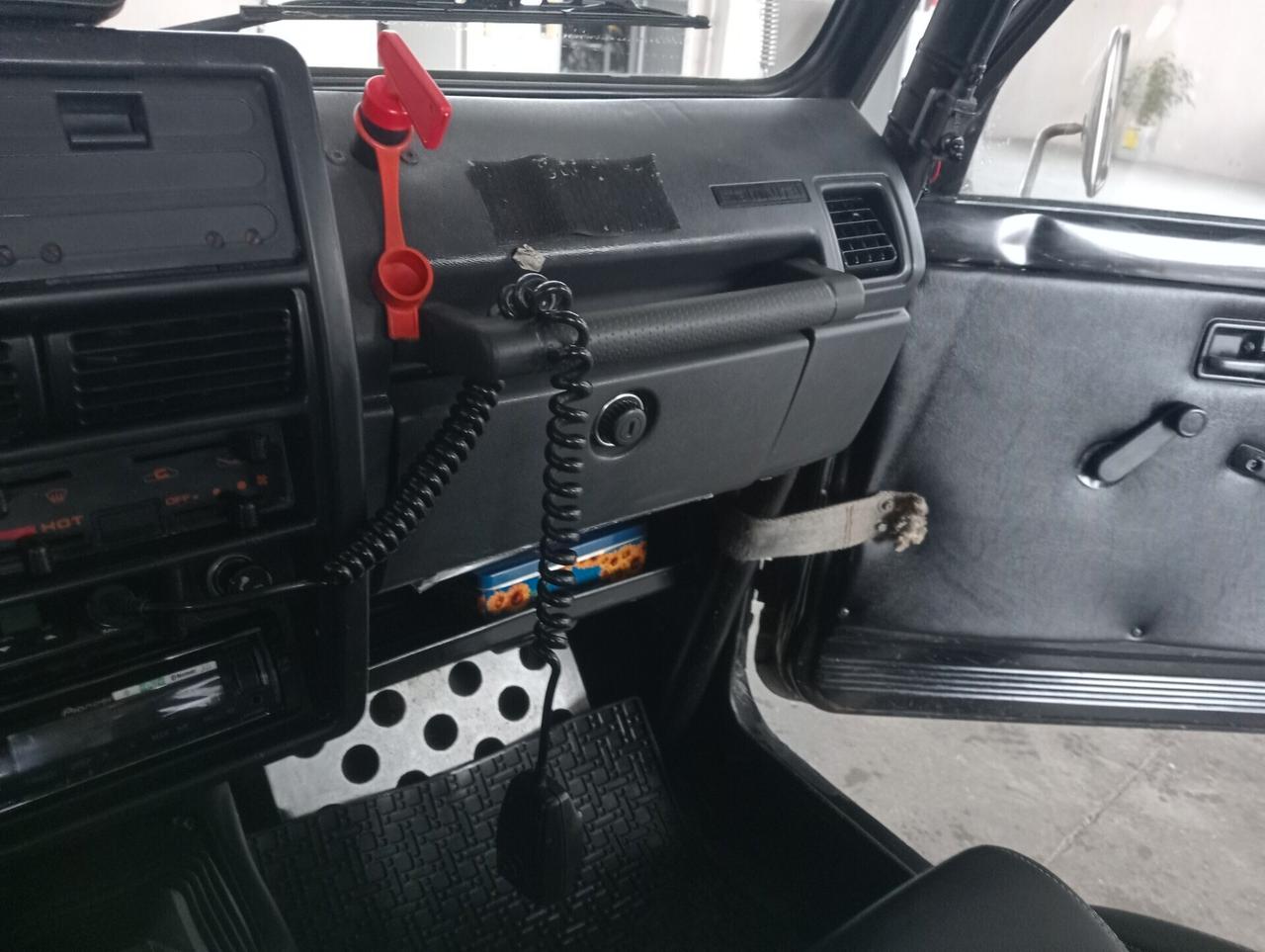 Suzuki SJ 413 Cabriolet Autocarro Preparata