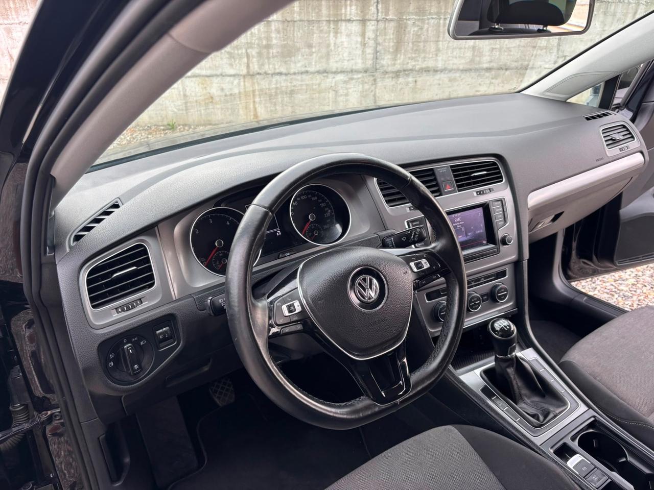Volkswagen Golf 1.6 TDI 5p. Trendline BlueMotion Technology leggi la descrizione