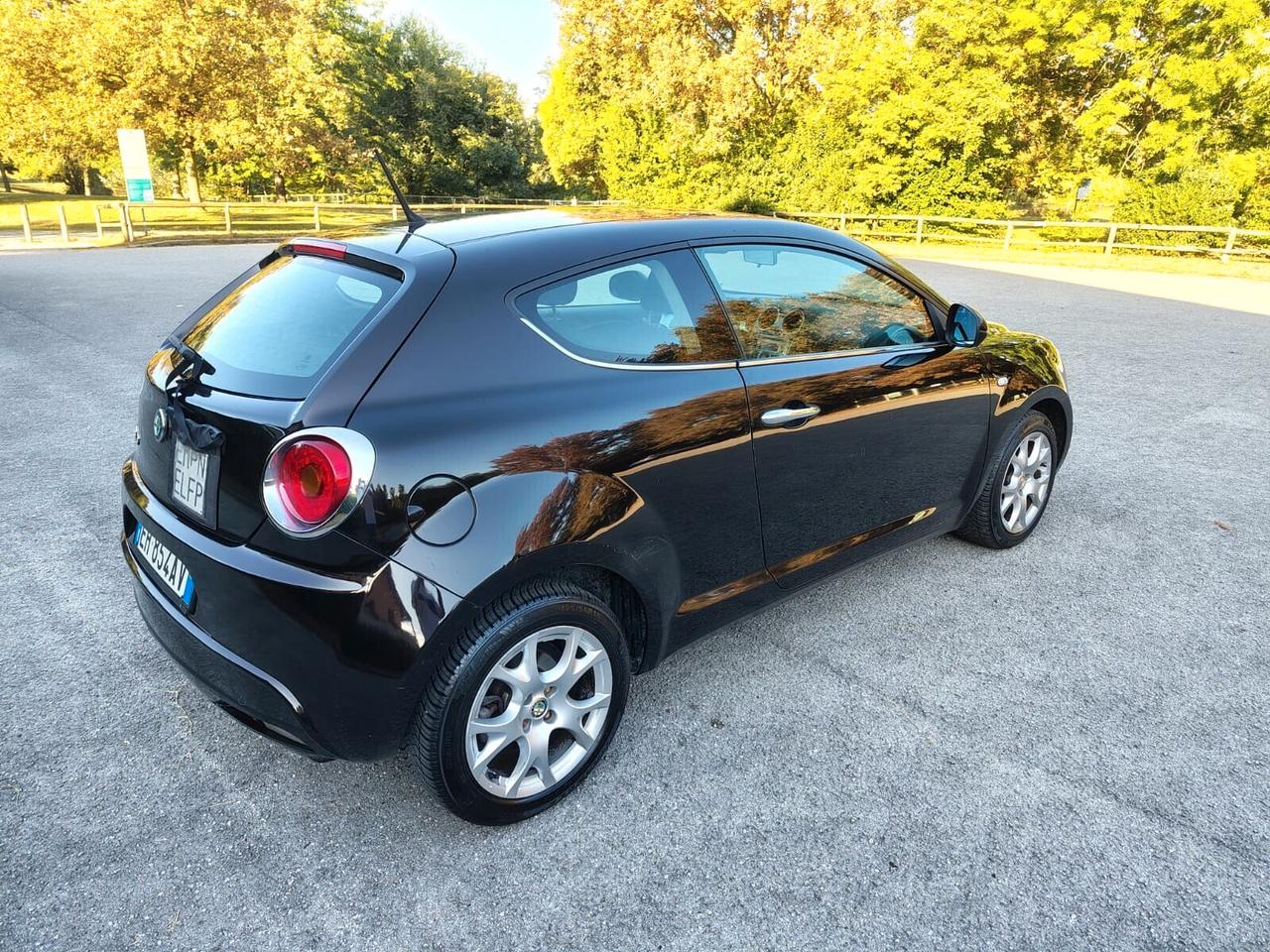 Alfa Romeo MiTo 1.3 JTDm-2 95 CV S&S Distinctive Sport Pack