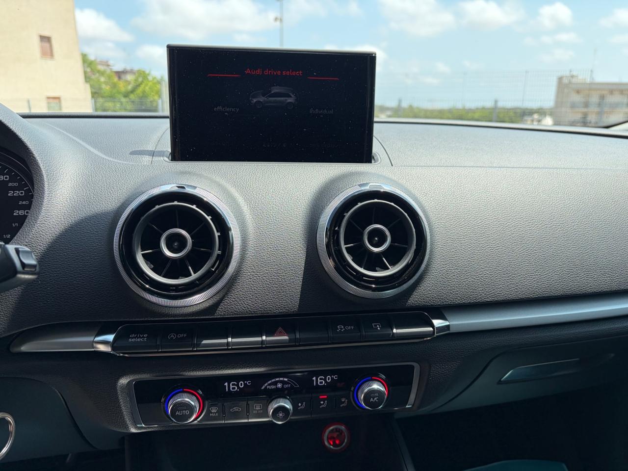 Audi A3 SPB 1.6 TDI Ambition - 2014
