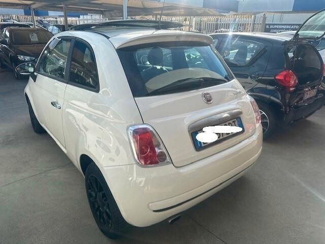 FIAT 500 TETTO APRIBILE E PANORAMICO 10/2011