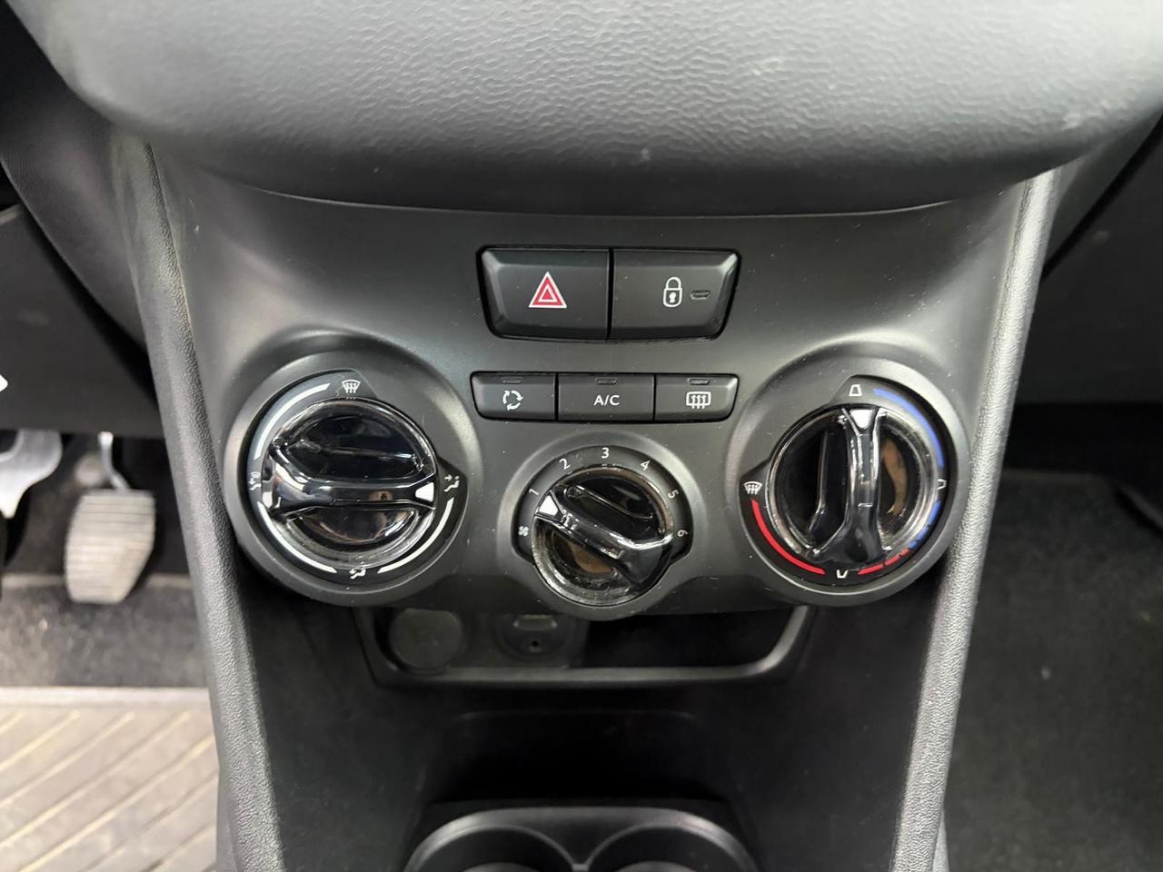 Peugeot 208 PureTech 82 5 porte Allure