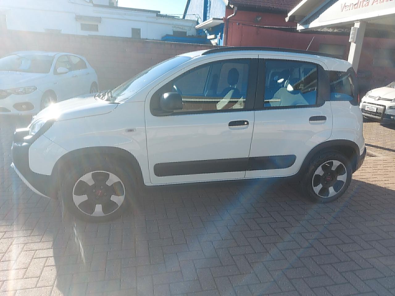 Fiat Panda 1.0 S&S Hybrid City Cross PREZZO REALE