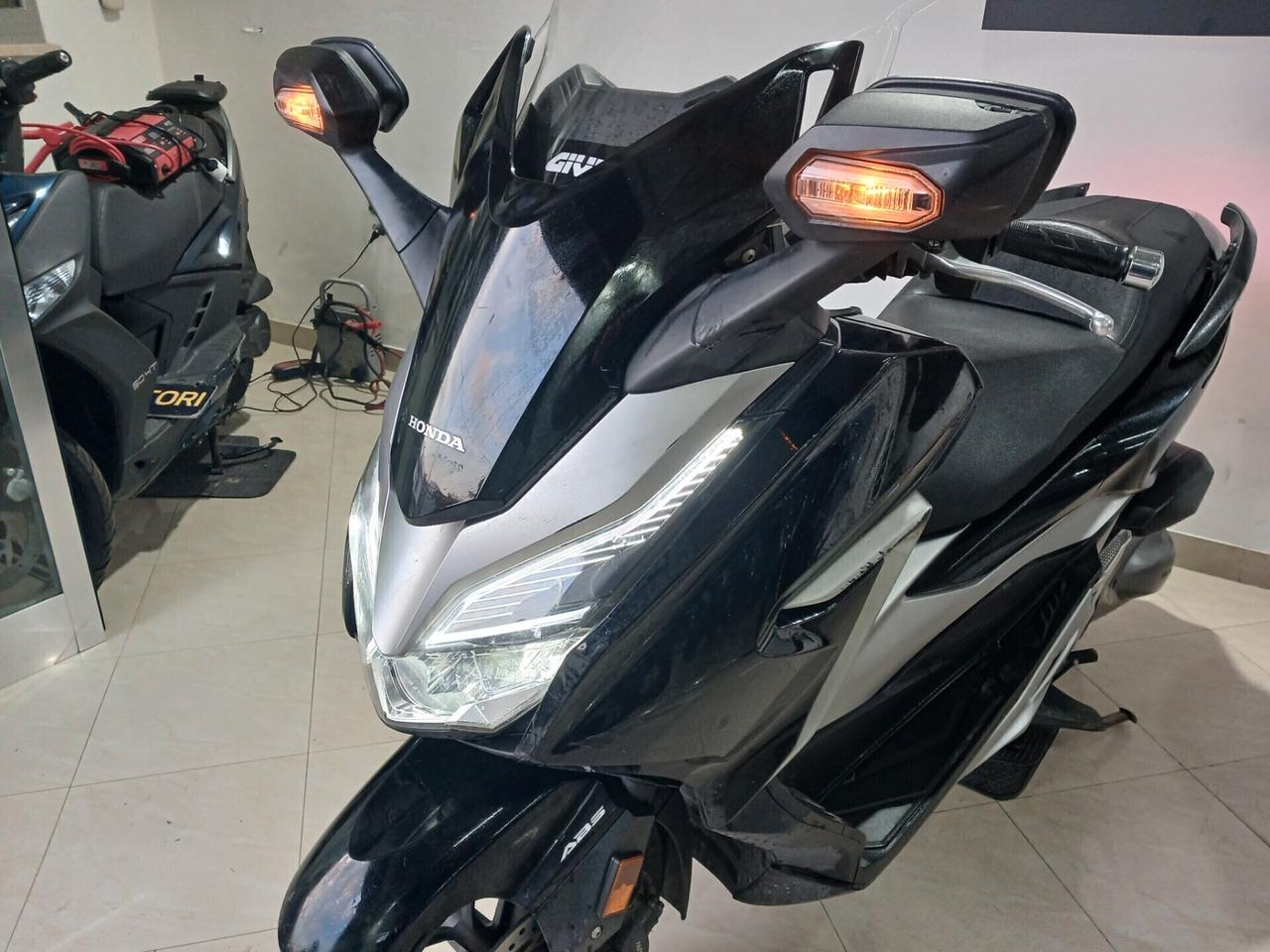 Honda Forza 300 GARANTITO 12 MESI