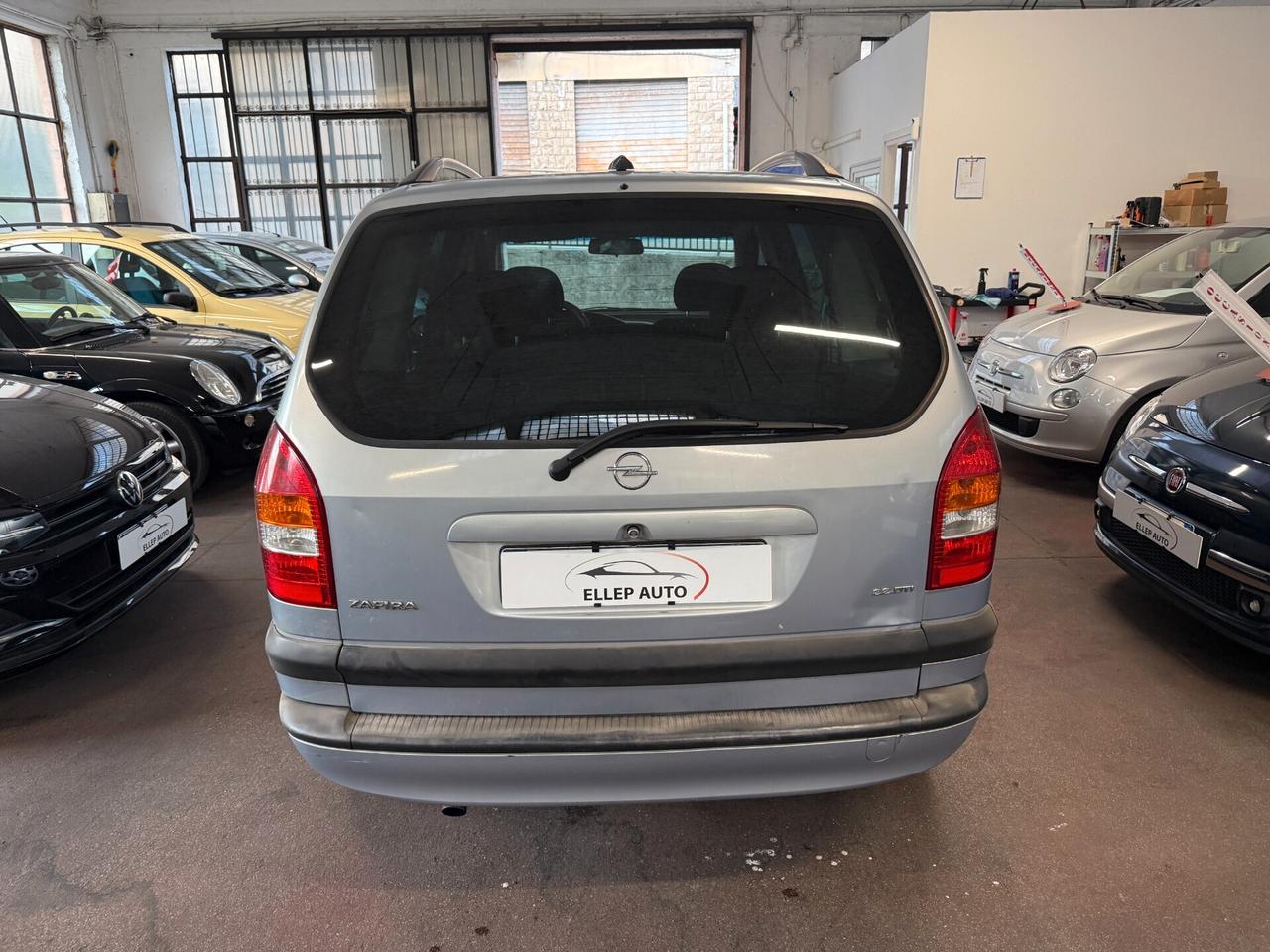Opel Zafira 2.2 - 7 posti