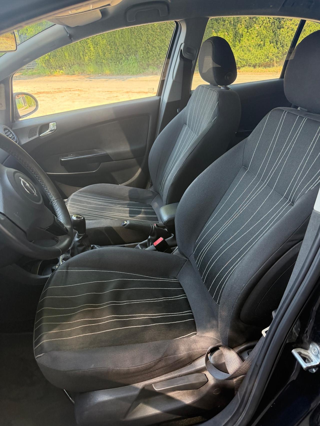 Opel Corsa 1.2 5 porte Easytronic Cosmo