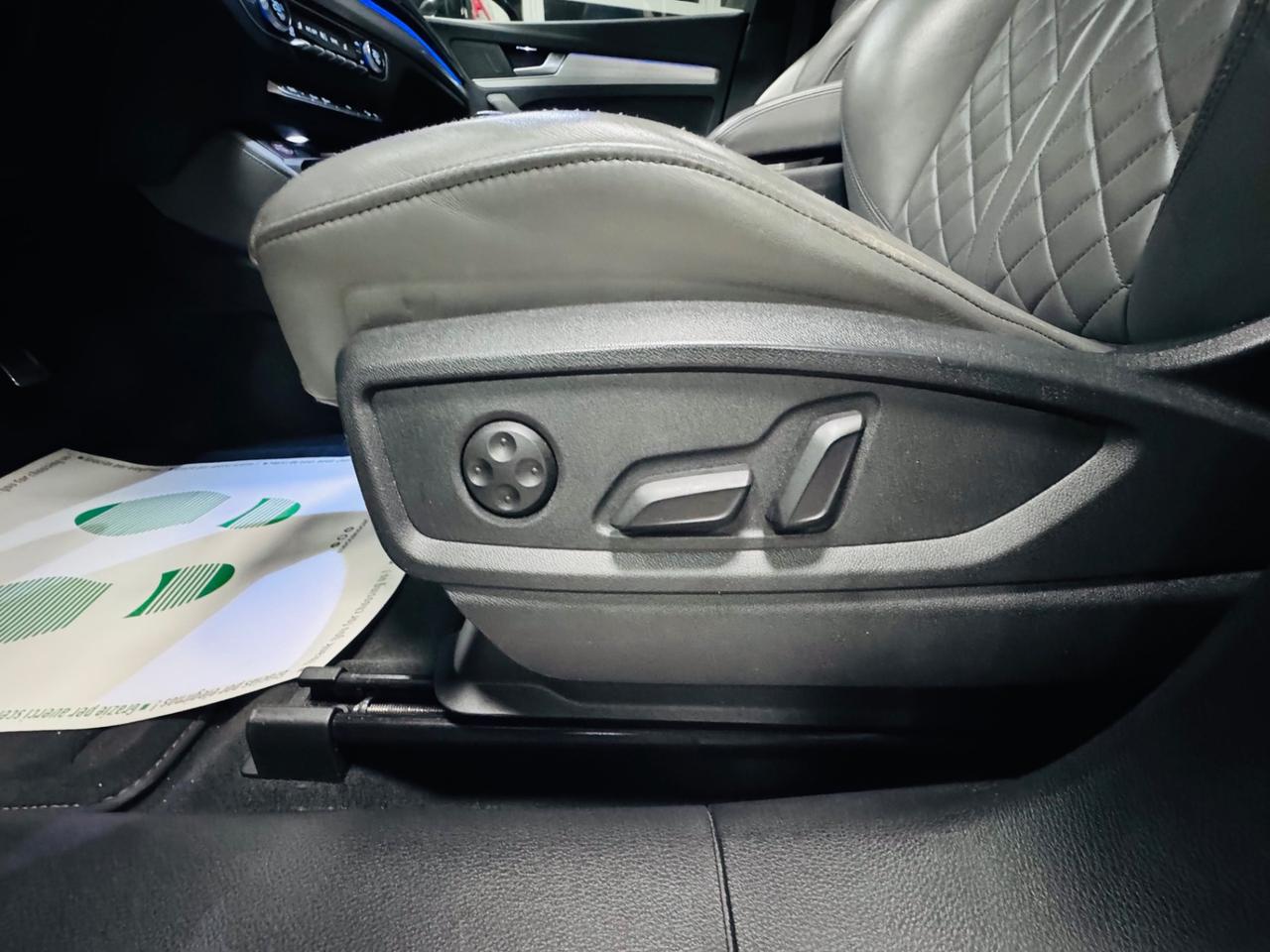 AUDI SQ5 SPORTBACK TDI HYBRID IDENTITY BLACK