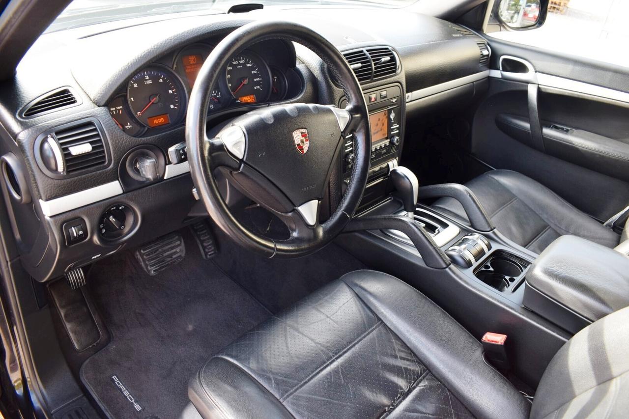 Porsche Cayenne 3.0TDI V6 240cv Tiptronic UNICO PROPRIETARIO IVA ESPOSTA