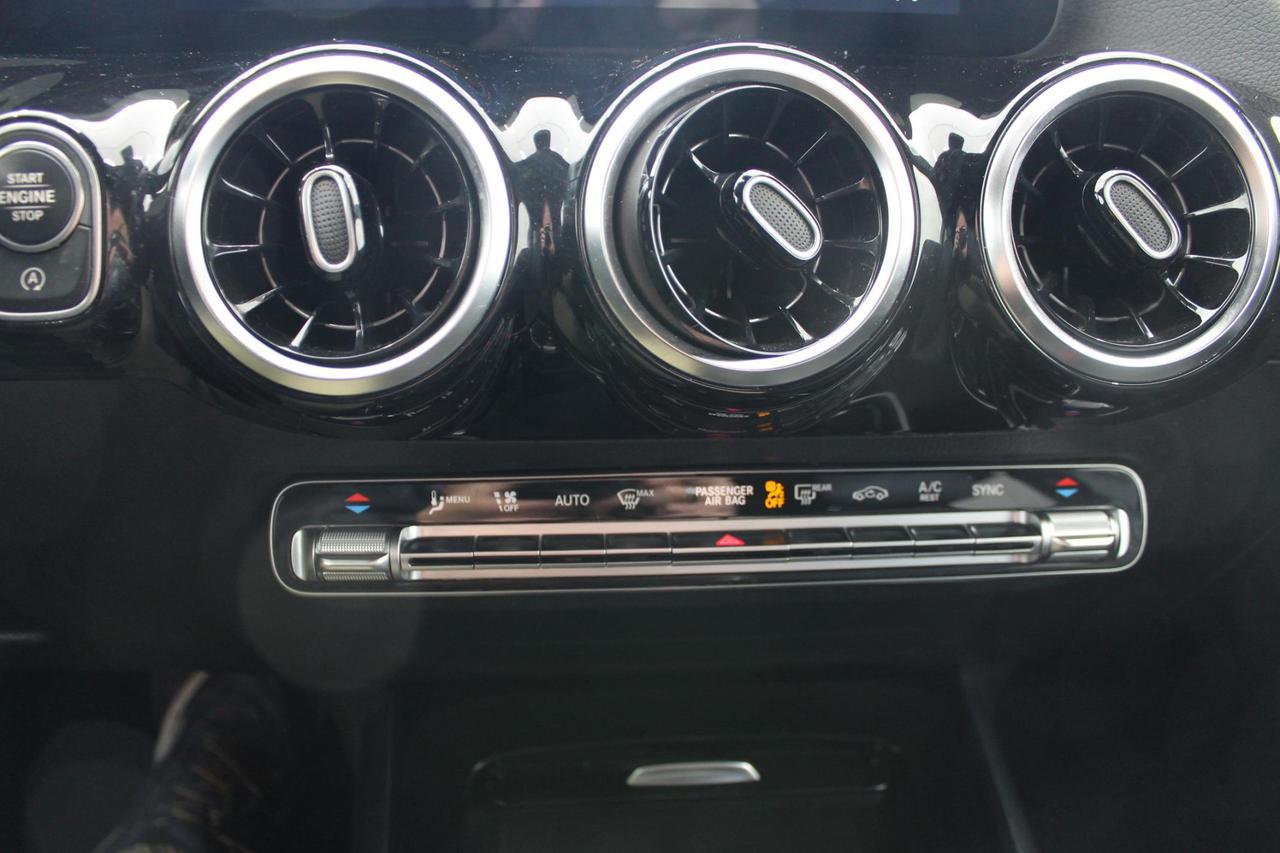 Mercedes GLA 200 d SPORT PLUS FULL LED