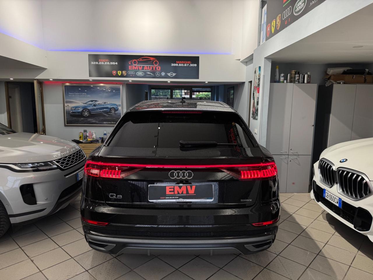 Audi Q8 45 TDI quattro tiptronic S-LINE..