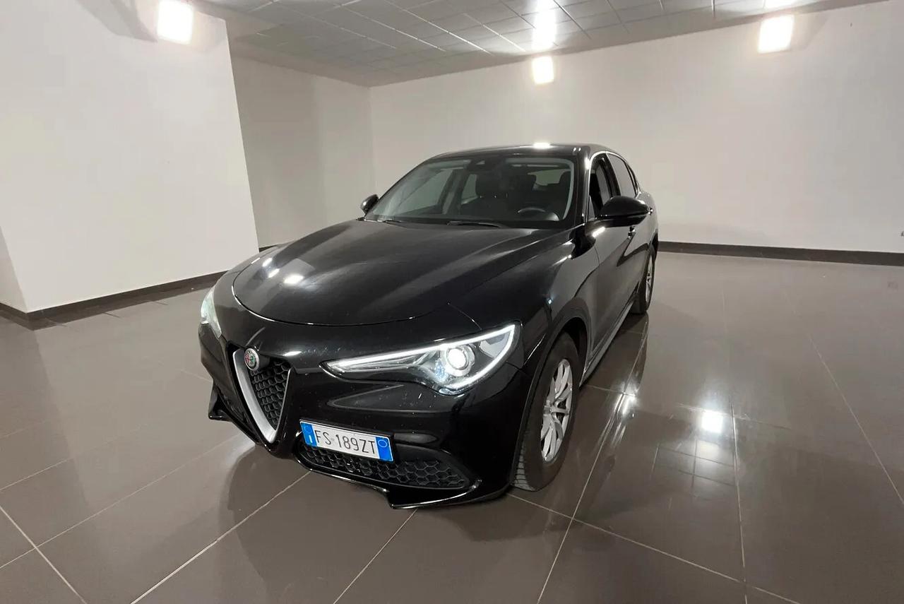 Alfa Romeo Stelvio 2.2 Turbodiesel 160 CV AT8 RWD Business