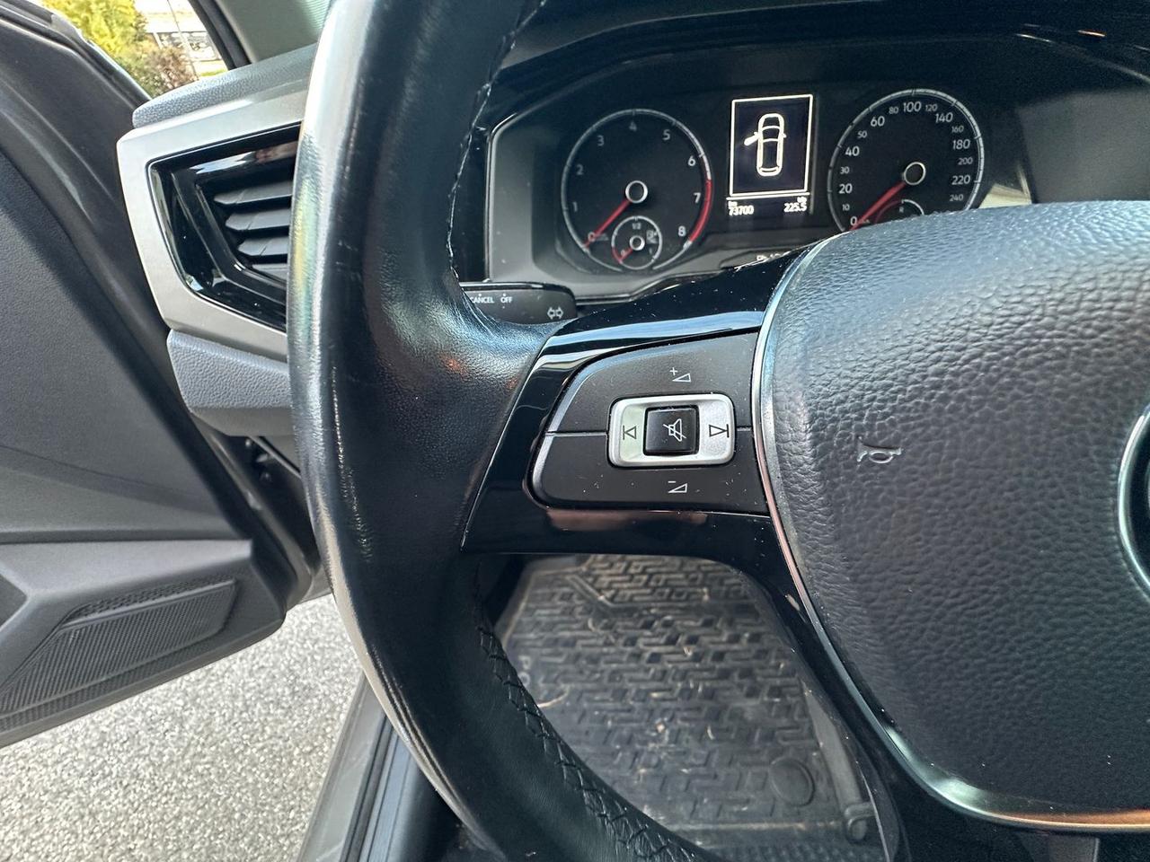 Volkswagen Polo Comfortline 1.0 TGI #8096