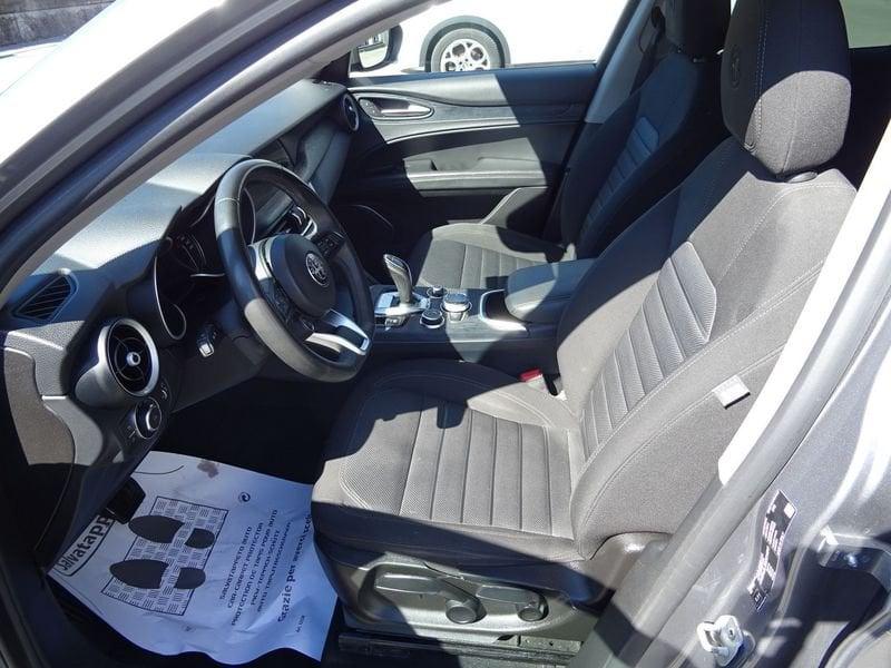 Alfa Romeo Stelvio 2.2 Turbo Diesel 160CV Business AT8 RWD