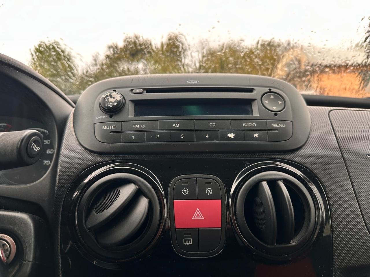 Fiat Qubo 1.3 MJT 75 CV Trekking