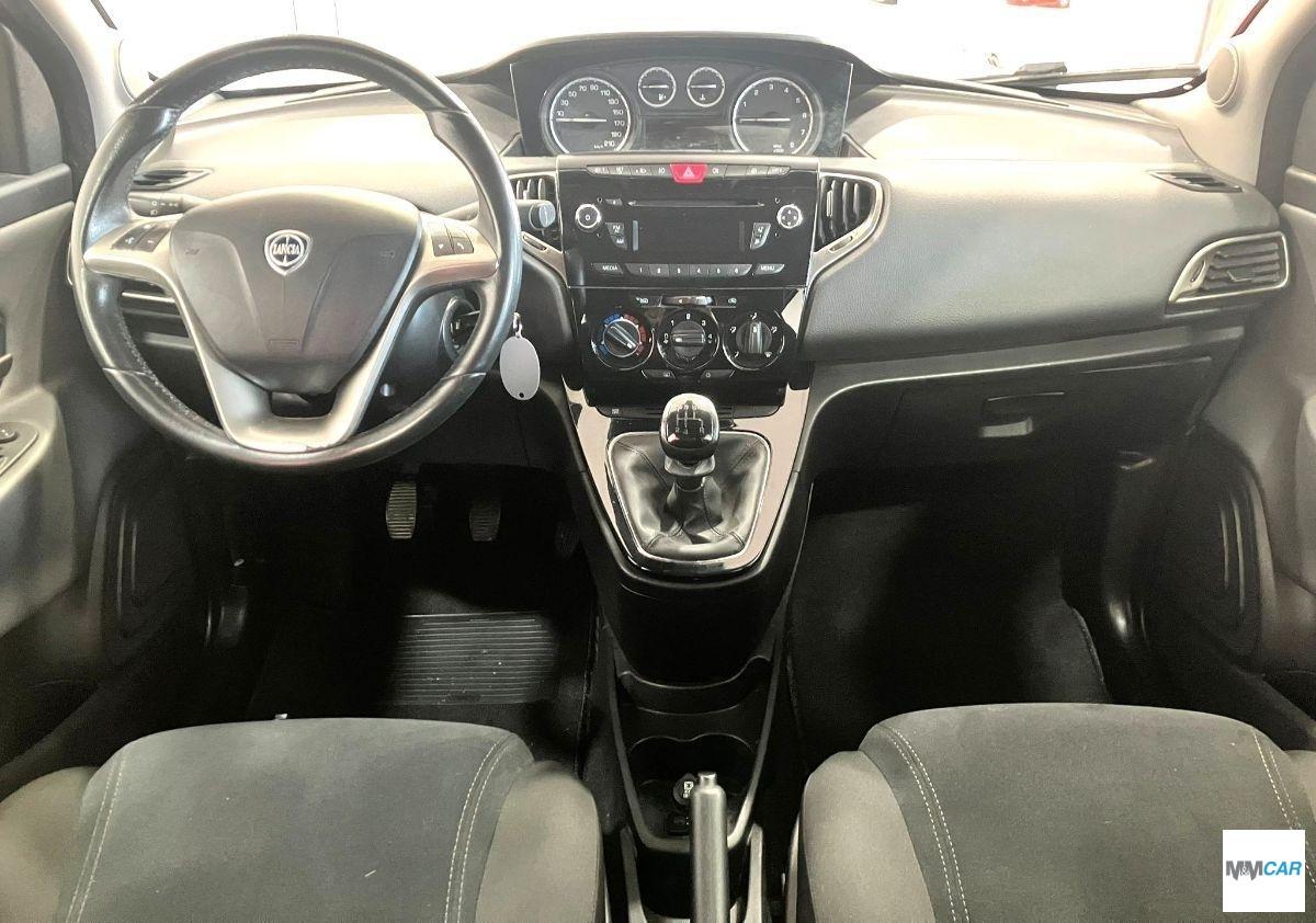LANCIA - Ypsilon - 1.2 69 CV 5 porte Gold
