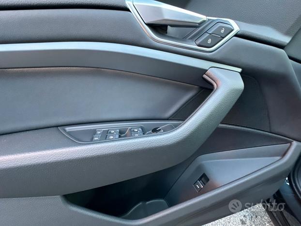 Audi e-tron SPB 50 quattro Business MATRIX PELLE U