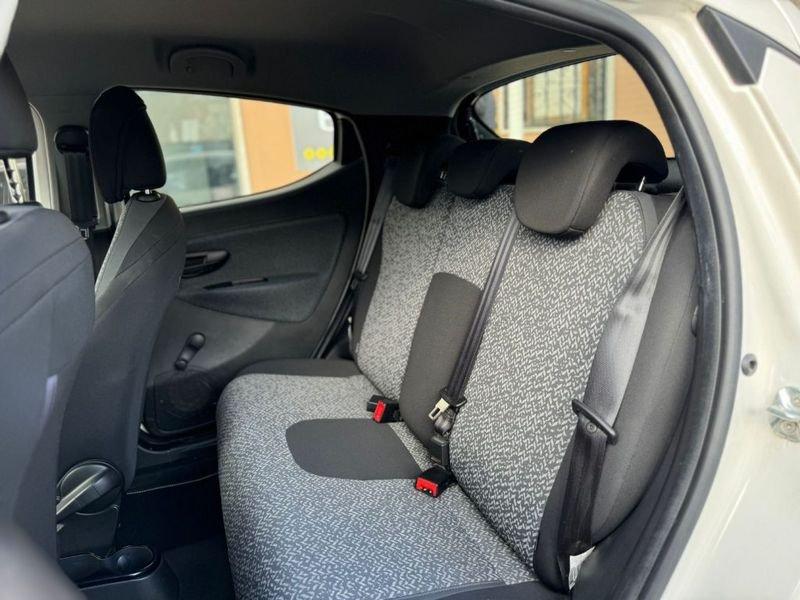 Lancia Ypsilon 1.2 69 CV 5 porte Elefantino Blu+gpl