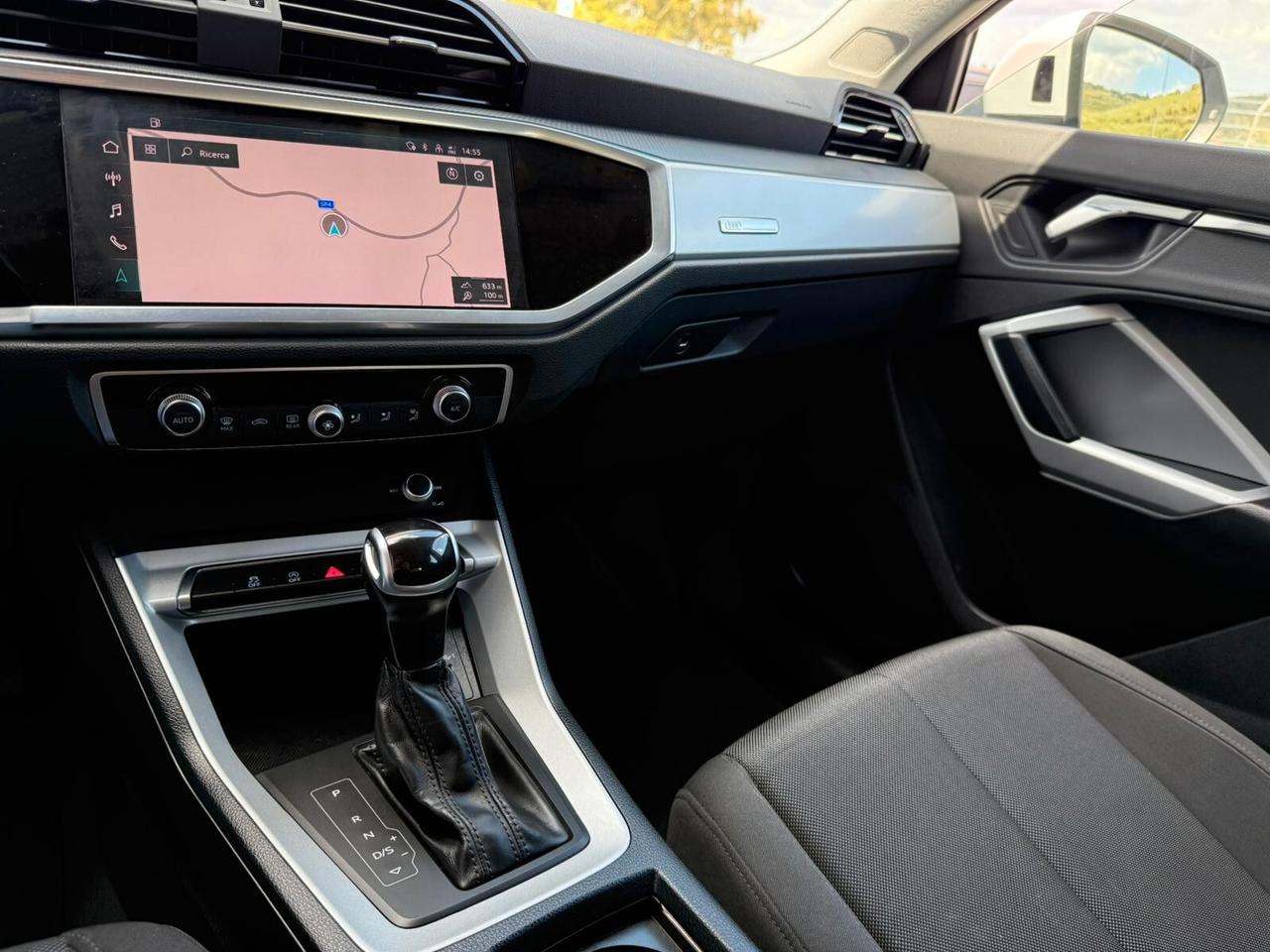 Audi Q3 35 TDI S tronic Business Advanced