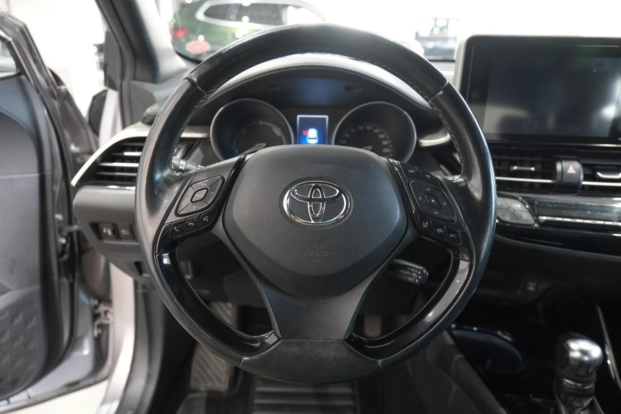 TOYOTA C-HR 1.8h Lounge 2wd e-cvt my18