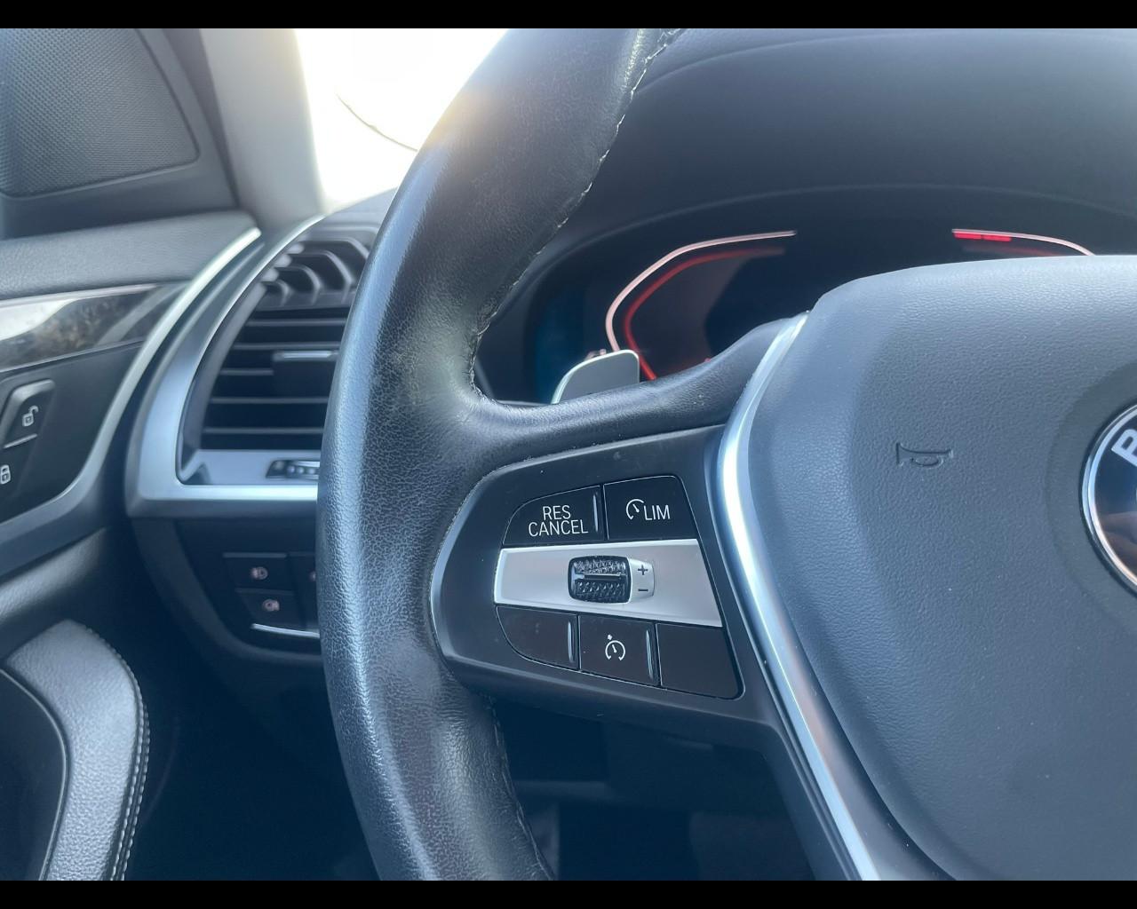 BMW X3 (G01/F97) - X3 xDrive20d Luxury