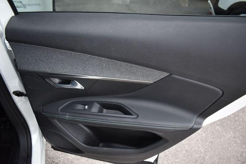 Peugeot 3008 BlueHDI 130 S&S Allure Pack