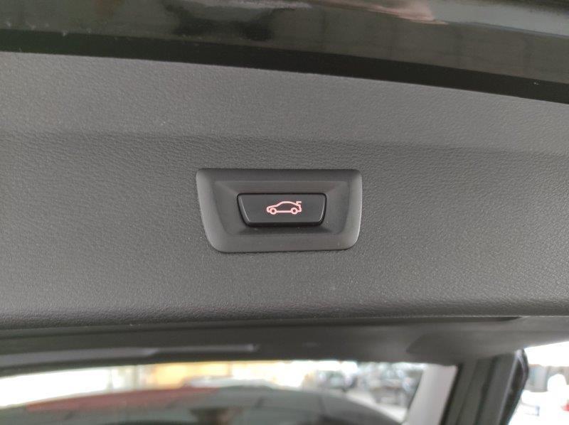 BMW X1 (F48) - X1 sDrive18i Advantage