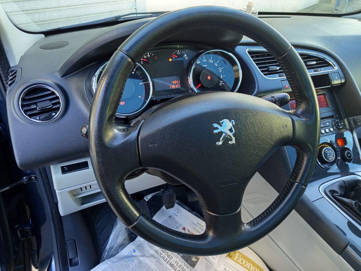 PEUGEOT 3008 1.6 HDi 115 CV Active TETTO PAN.