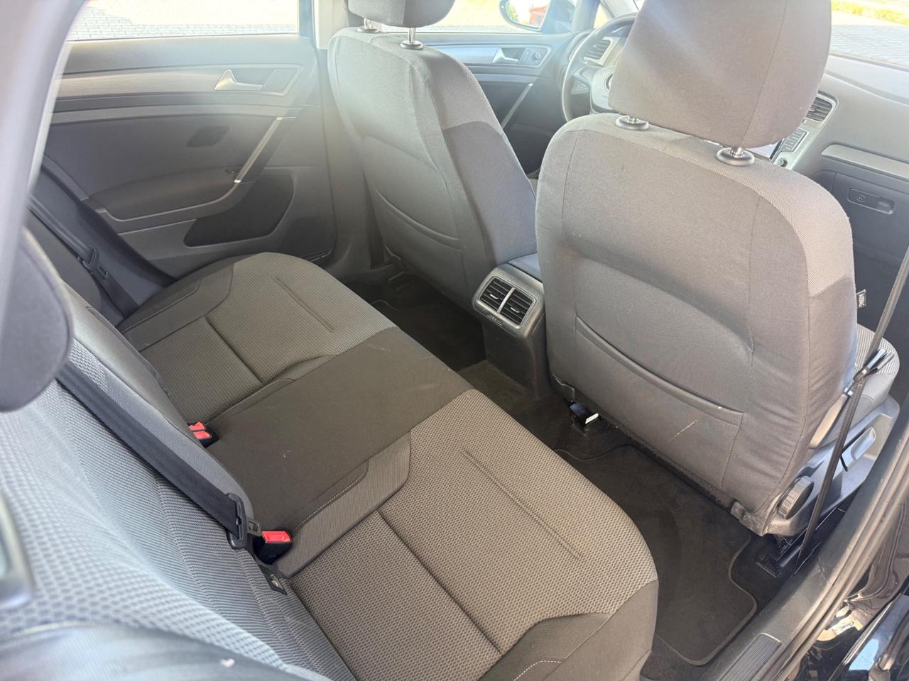 Volkswagen Golf Business 1.6 TDI 5p. Highline