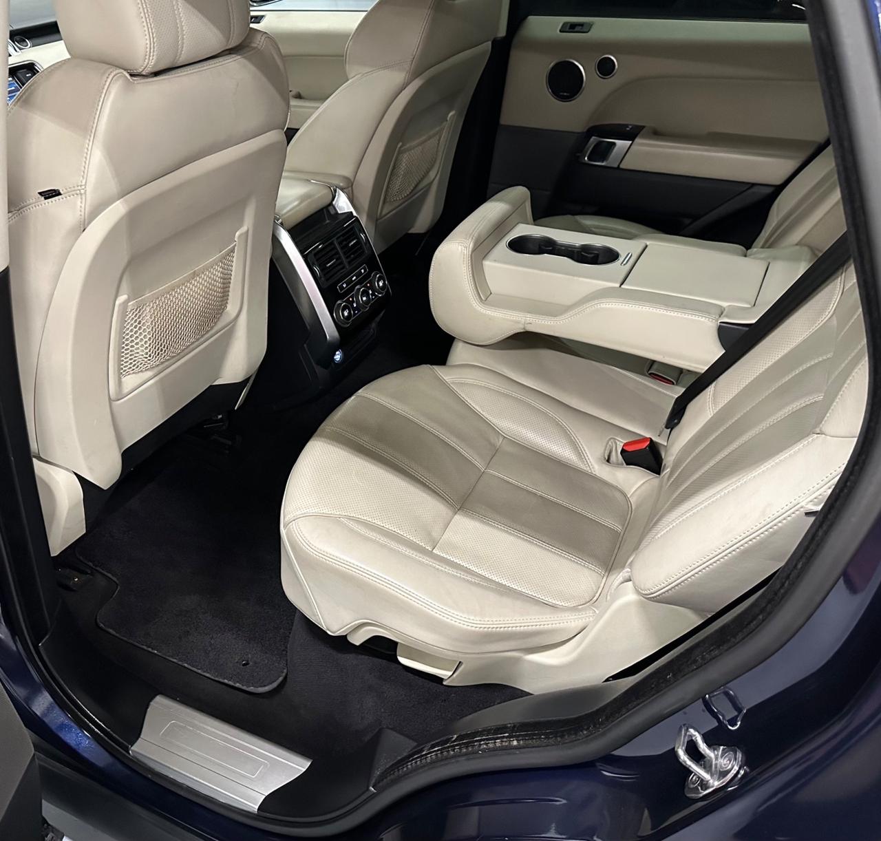 Land Rover Range Sport 3.0 TDV6 Dynamic 7 POSTI