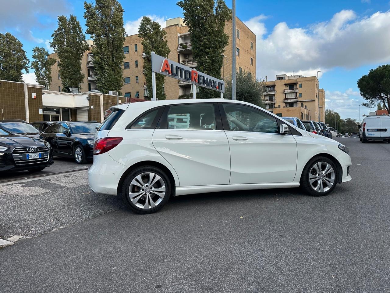 Mercedes-benz B 180 B 180 CDI Automatic Premium