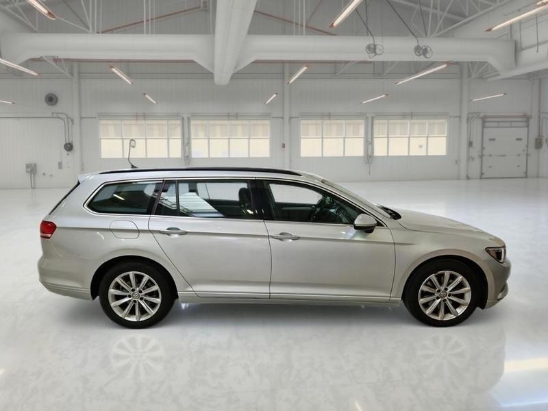 VOLKSWAGEN PASSAT VARIANT 2.0 TDI 110KW BUSINESS BMT DSG STATION WAGON