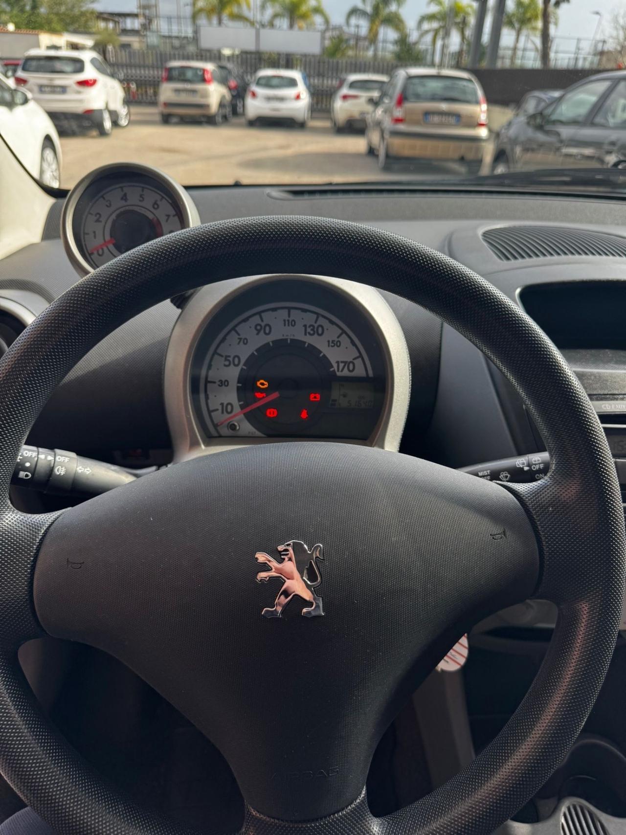 Peugeot 107 1.0 68CV 5p. Desir