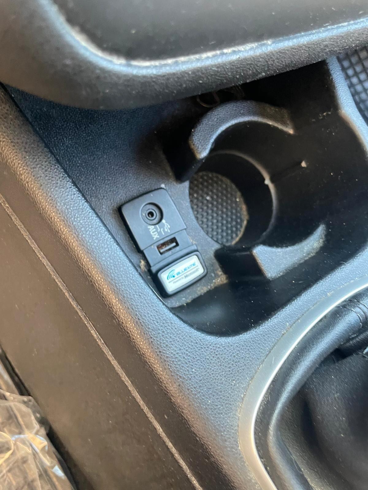 FIAT PUNTO 1.4 BENZ/METANO SENSORI DI PARCHEGGIO...