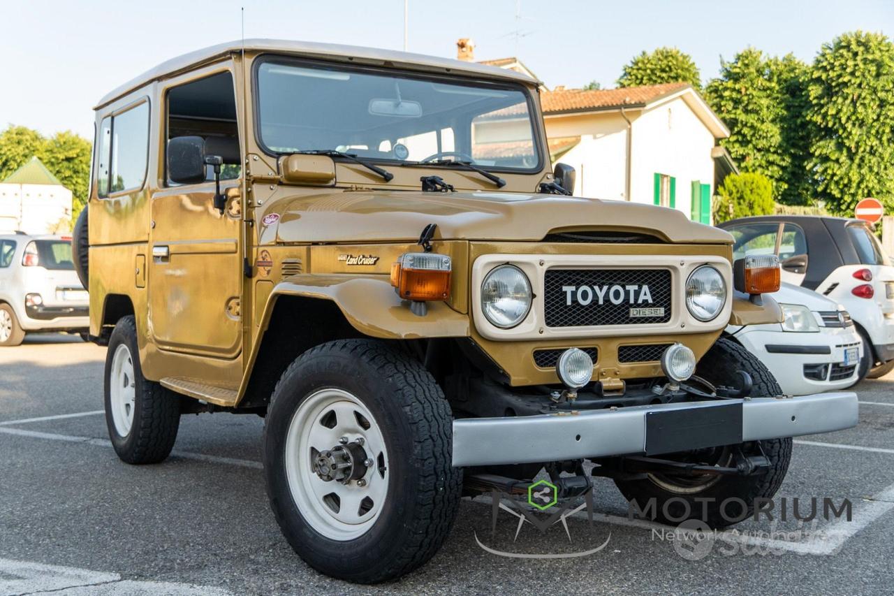 TOYOTA Land Cuiser BJ 42 3.4 DIESEL - PASSO CORT