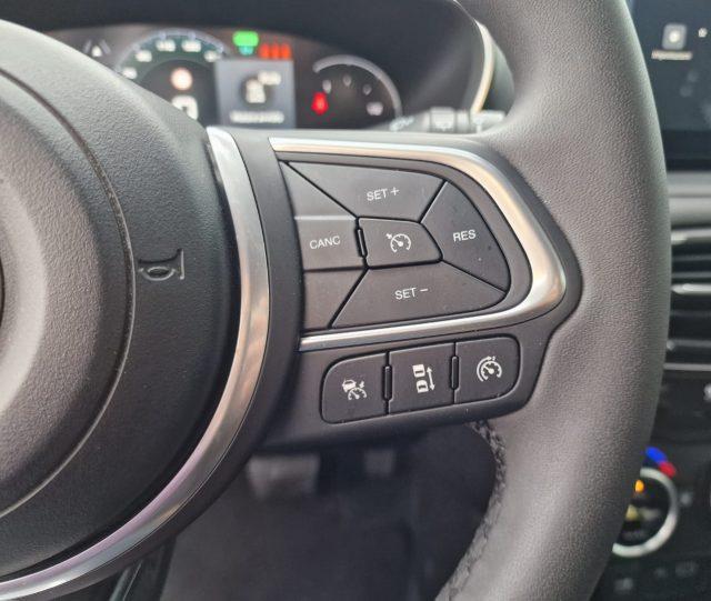 FIAT Tipo 1.5 Hybrid DCT 5 porte Cross "RED"