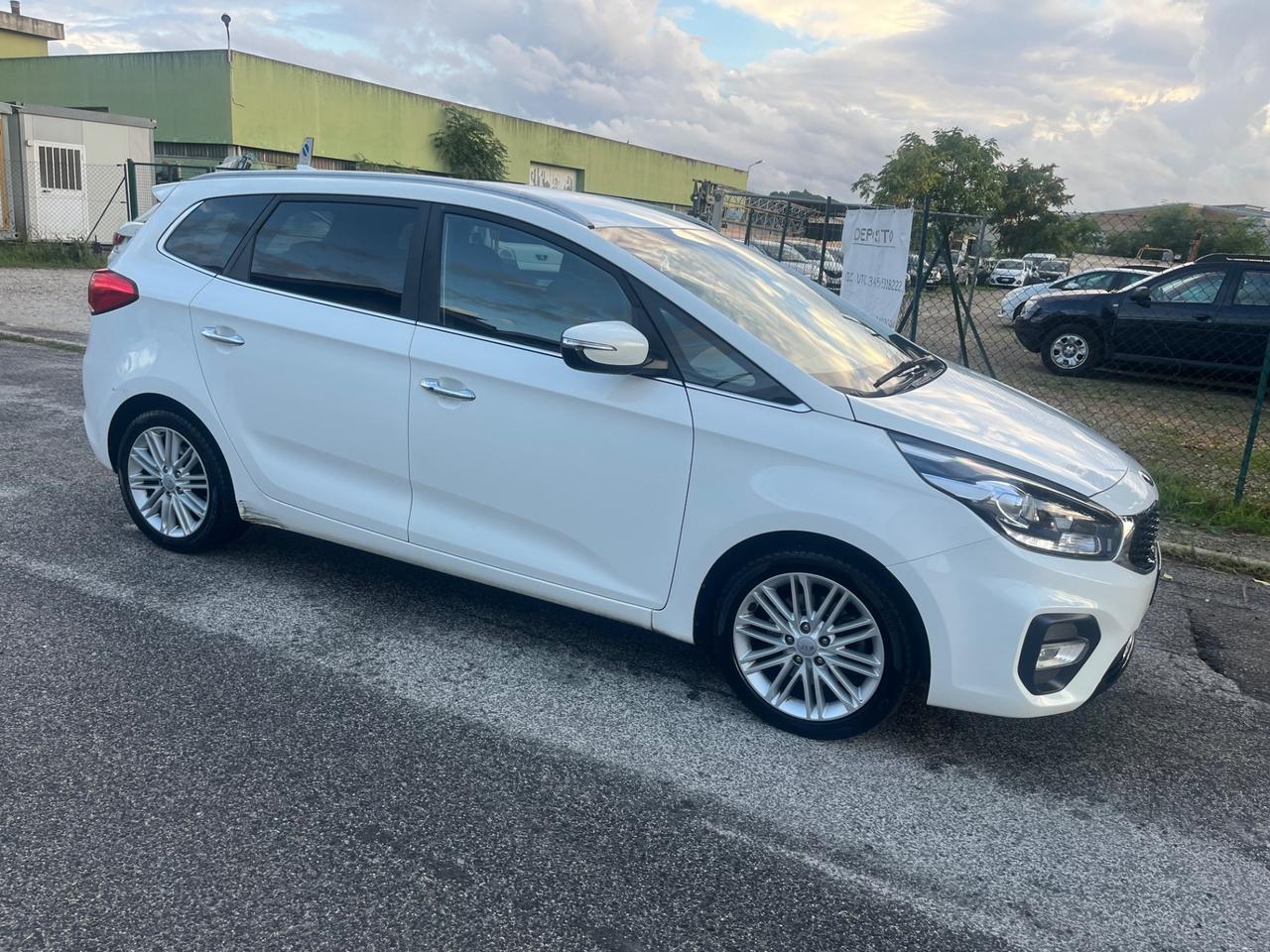 Kia Carens 1.7 CRDi 115 CV Business Class