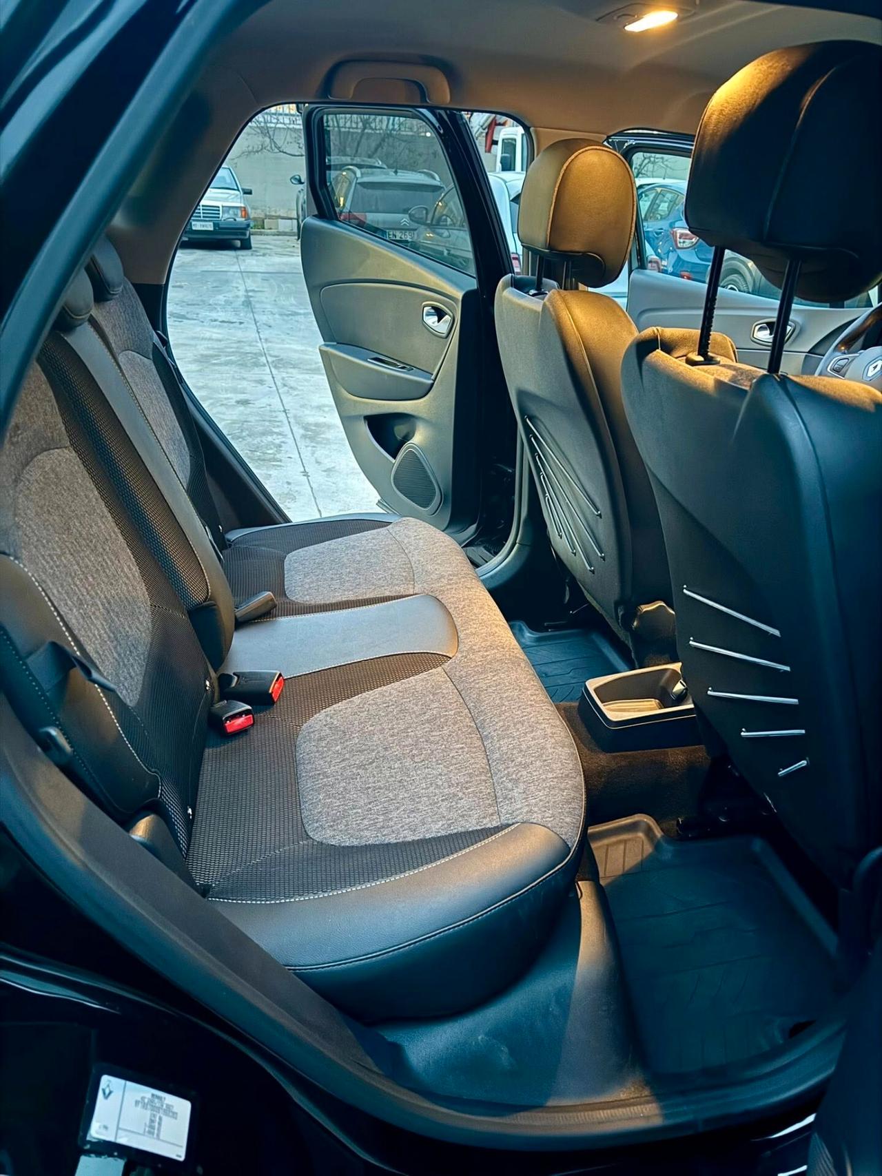 Renault Captur dCi 8V 90 CV Sport Edition2