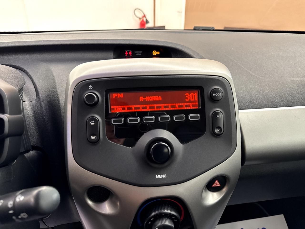 Peugeot 108 VTi 68 5 porte Allure