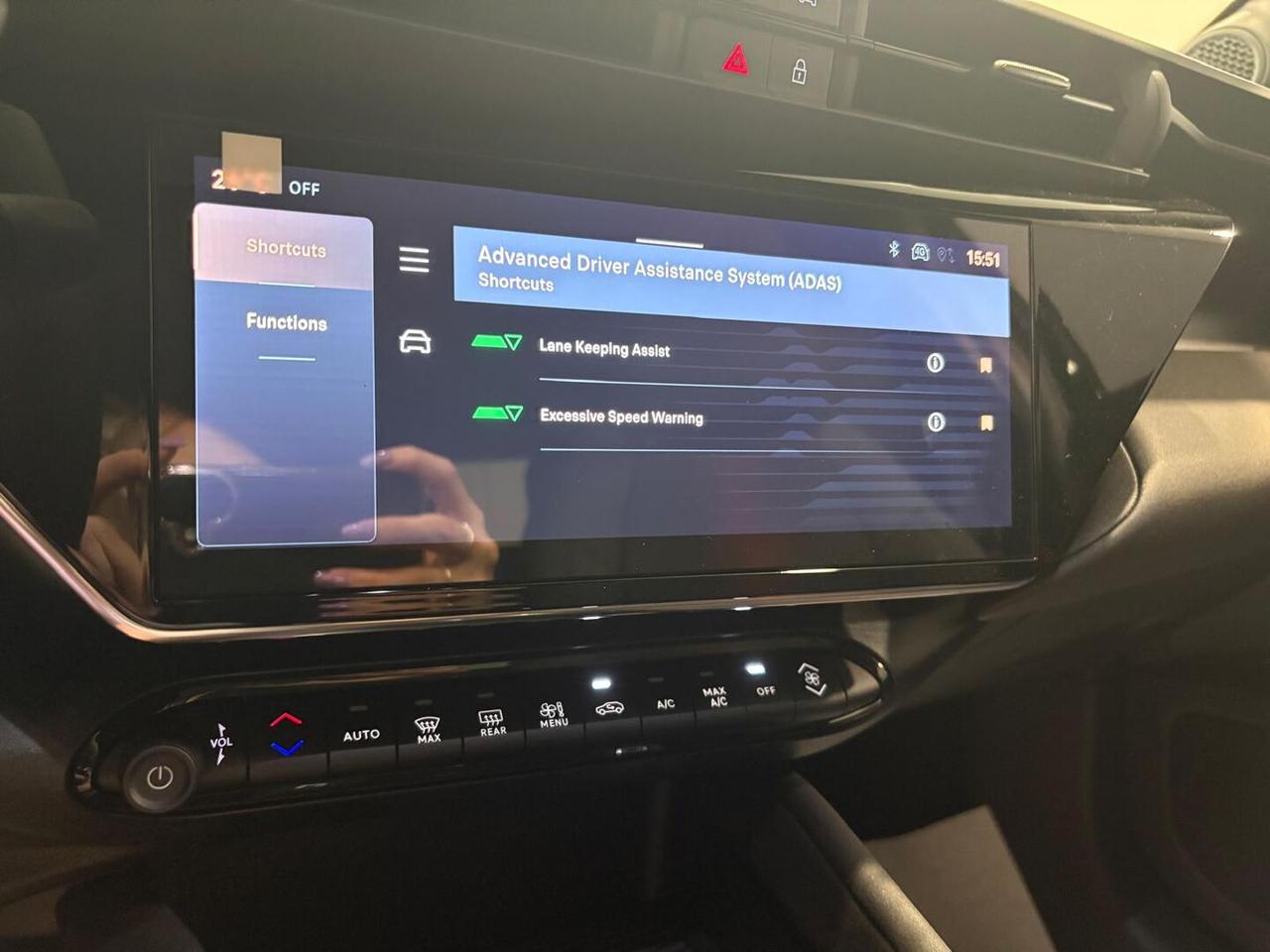 Alfa Romeo Junior 1.2 ibrida Speciale 136cv edct6