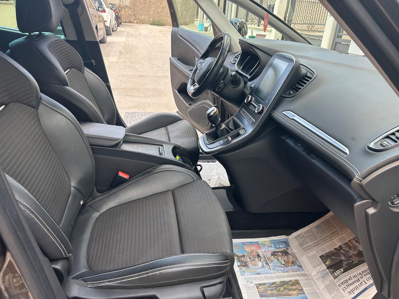 Renault Grand Scenic dCi 8V 110 CV Energy Intens