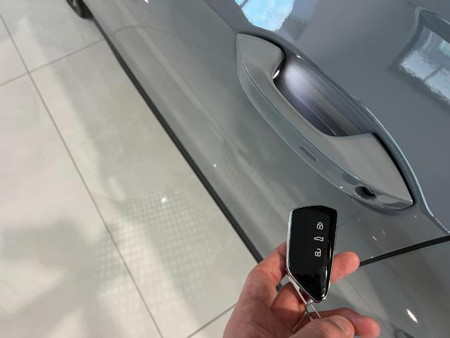 VOLKSWAGEN Golf 2.0 TSI DSG GTI *FULL OPTIONAL*