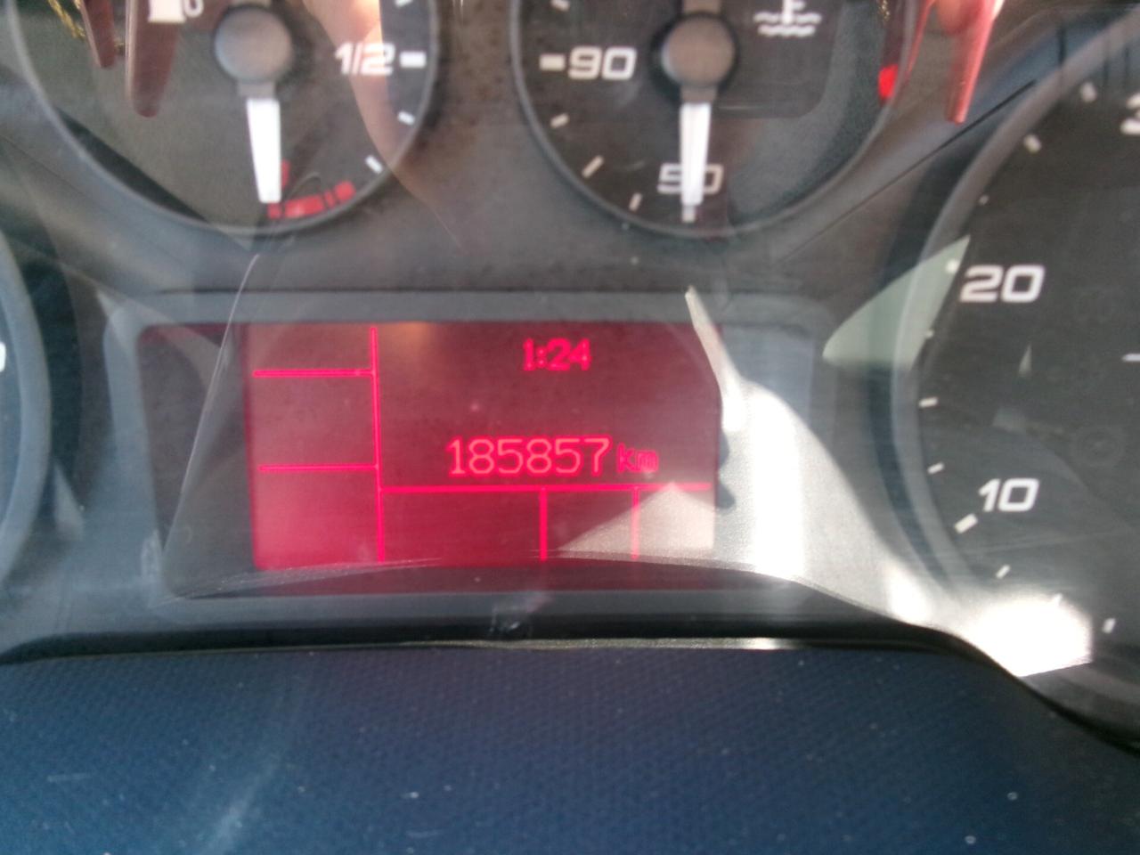Iveco Daily 35C14 2.3 140CV E6 HI-MATIC FRIGO 7 PEDANE FRBX 06/2028 185000 KM