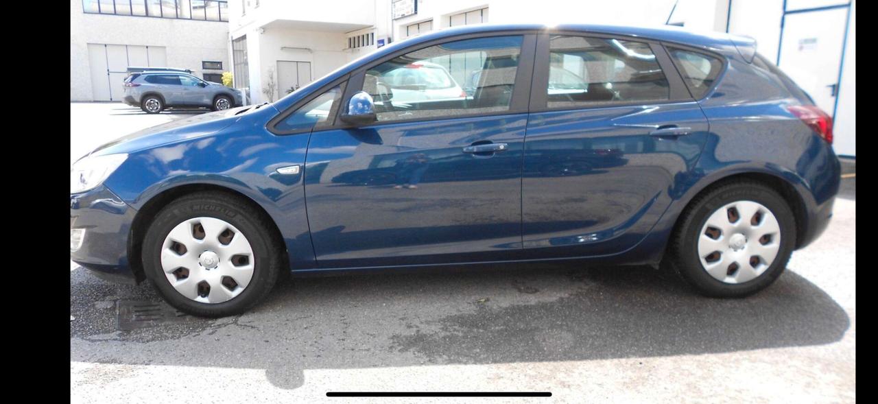 Opel Astra 1.4 100CV 5 porte Elective